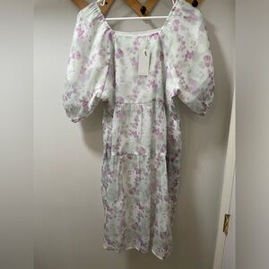 NEW! Love Olive Co Floral Midi Dress